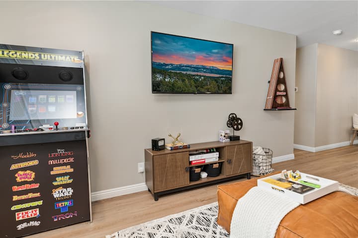 300 игри 2 играчи аркадна машина
