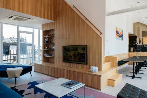 VYN - Penthouse Suite