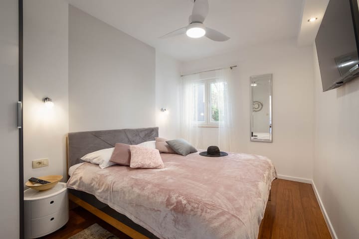 2. Chambre à coucher