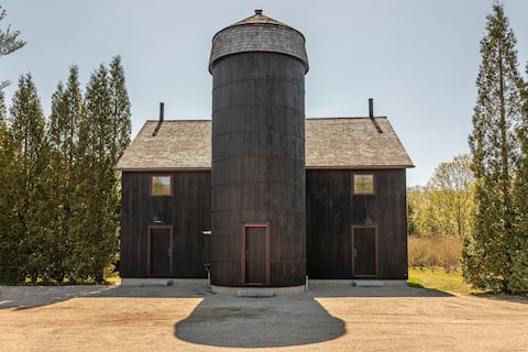 Spectacular Silo House on Litchfield Hills Estate