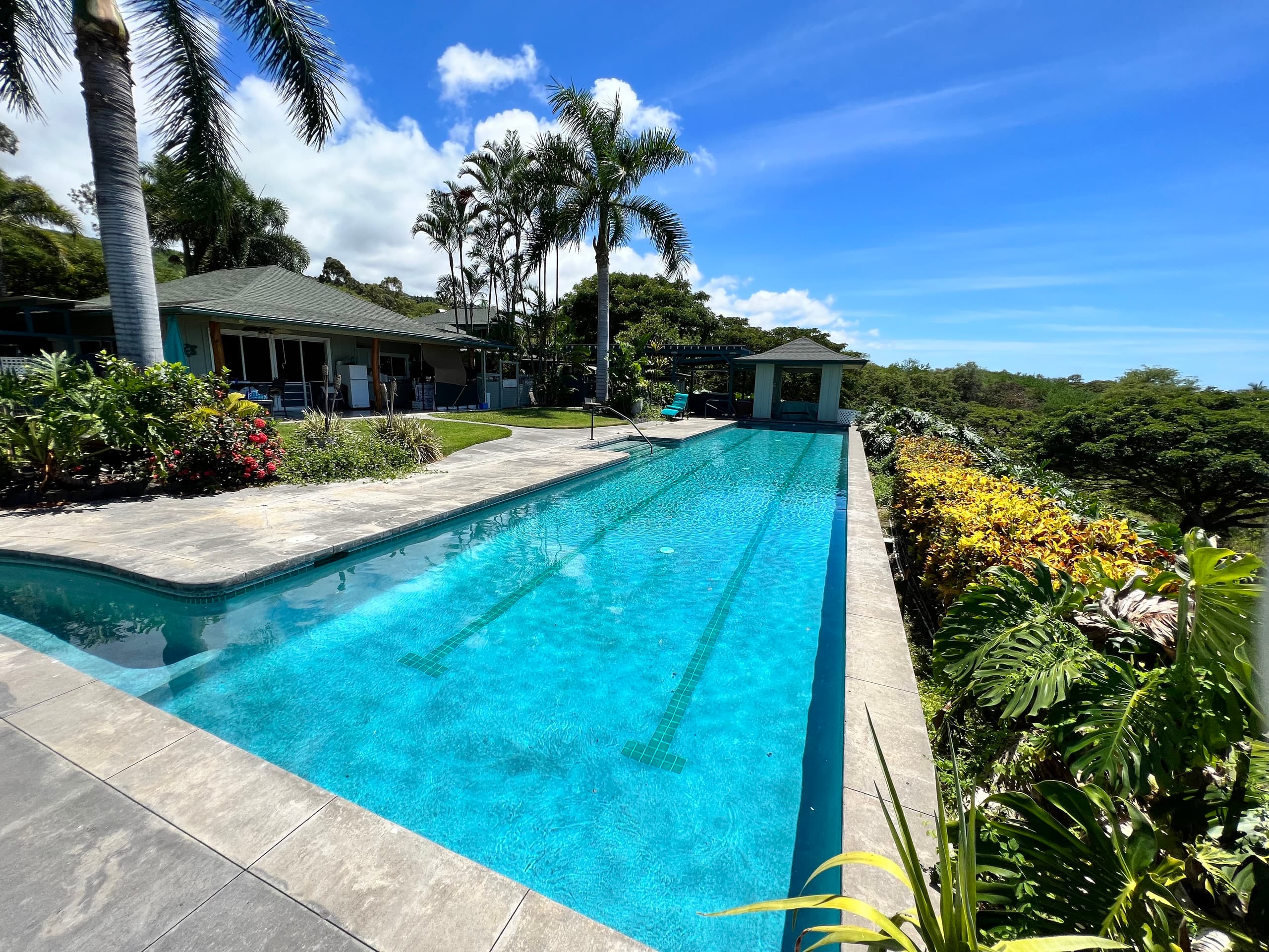 Cabin in Kailua-Kona · ★4.96 · 1 bedroom · 1 bed · 1 bath - Image 2