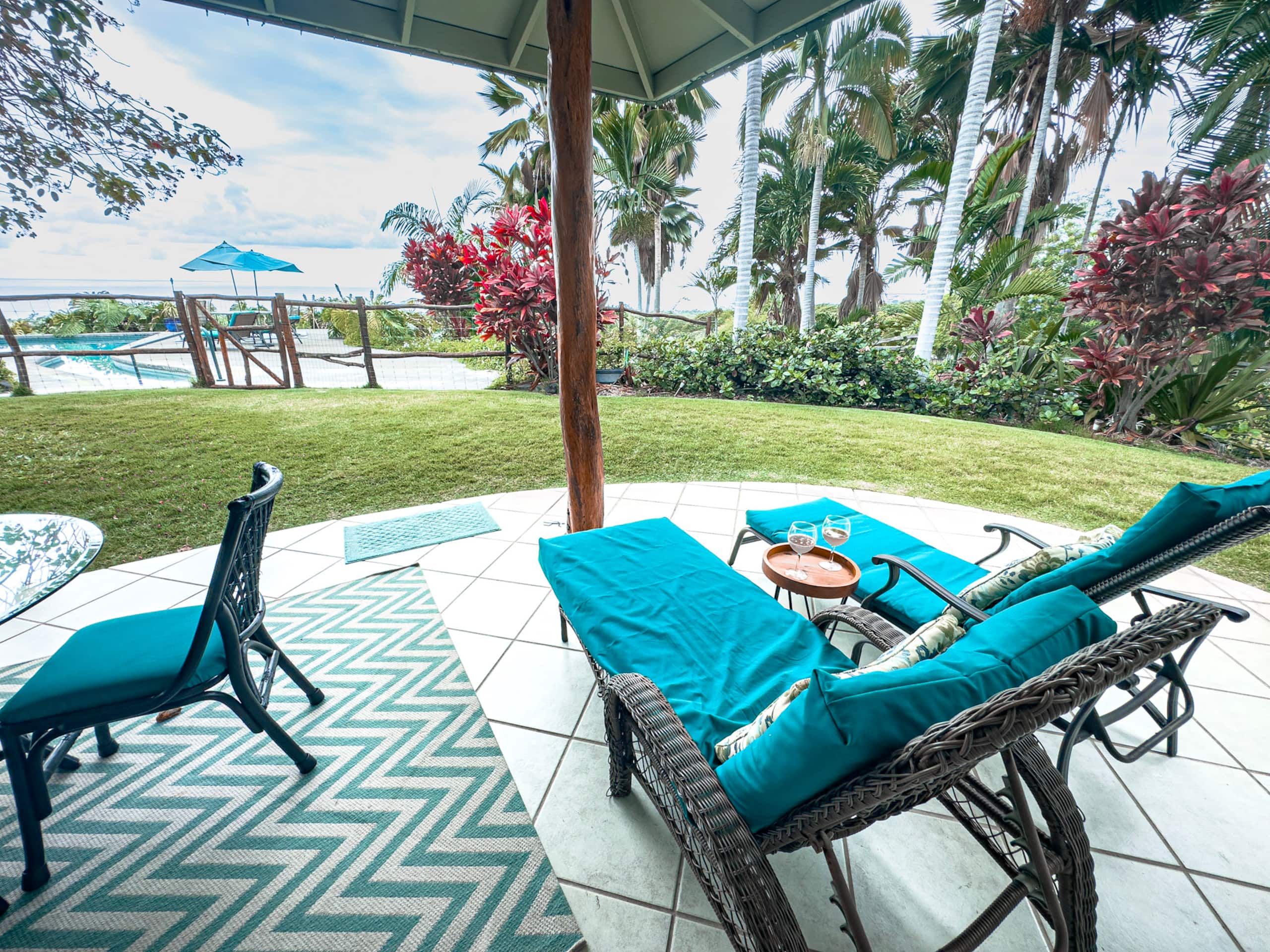 Cabin in Kailua-Kona · ★4.96 · 1 bedroom · 1 bed · 1 bath - Image 7