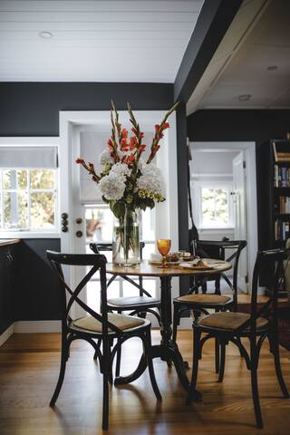 Dingleigh of Sassafras – Reader’s Cottage gallery image 3