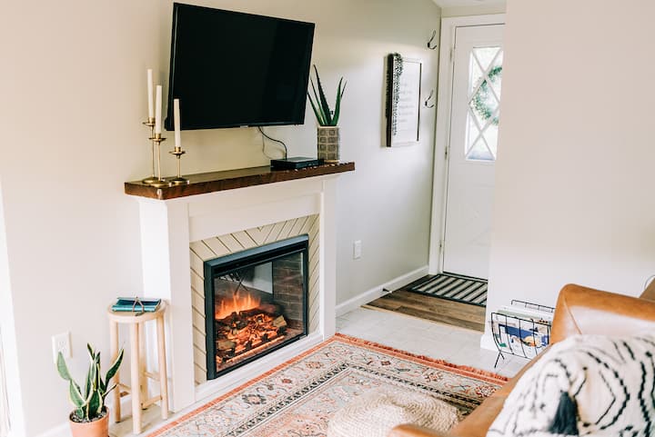 "The Hammock"
A Cozy Cottage For 2 - Hamburg, PA