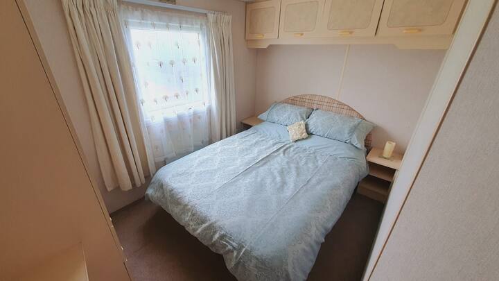 Spálňa 1 dvojlôžko