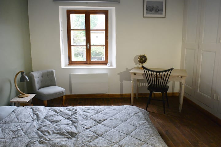 Საძინებელი 1