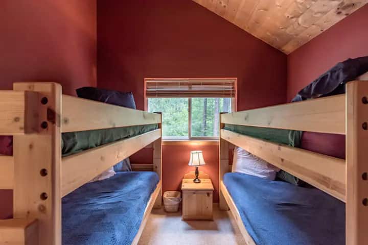 4 bunks in bedroom 3 upstairs