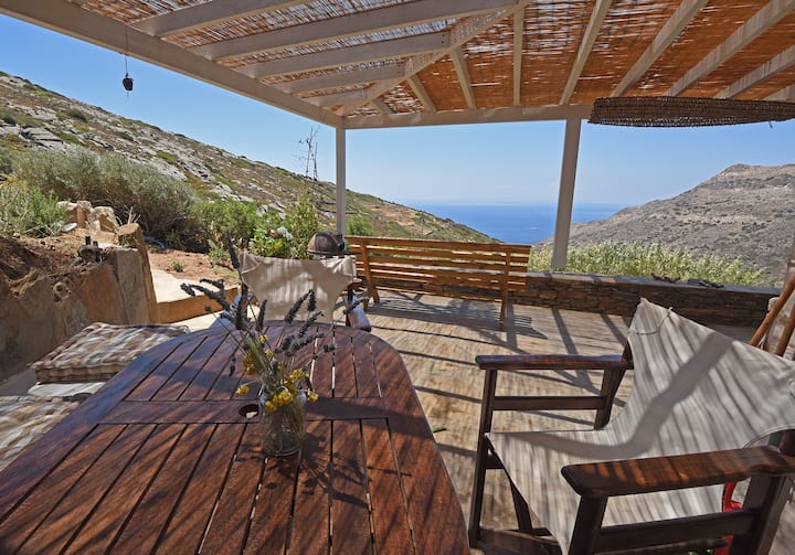 Traditional stone house 1bedroom, sea view, Syros