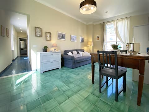 Proprietà Airbnb di successo: Apartment very close to the sea with terrace and AC a Monterosso Al Mare