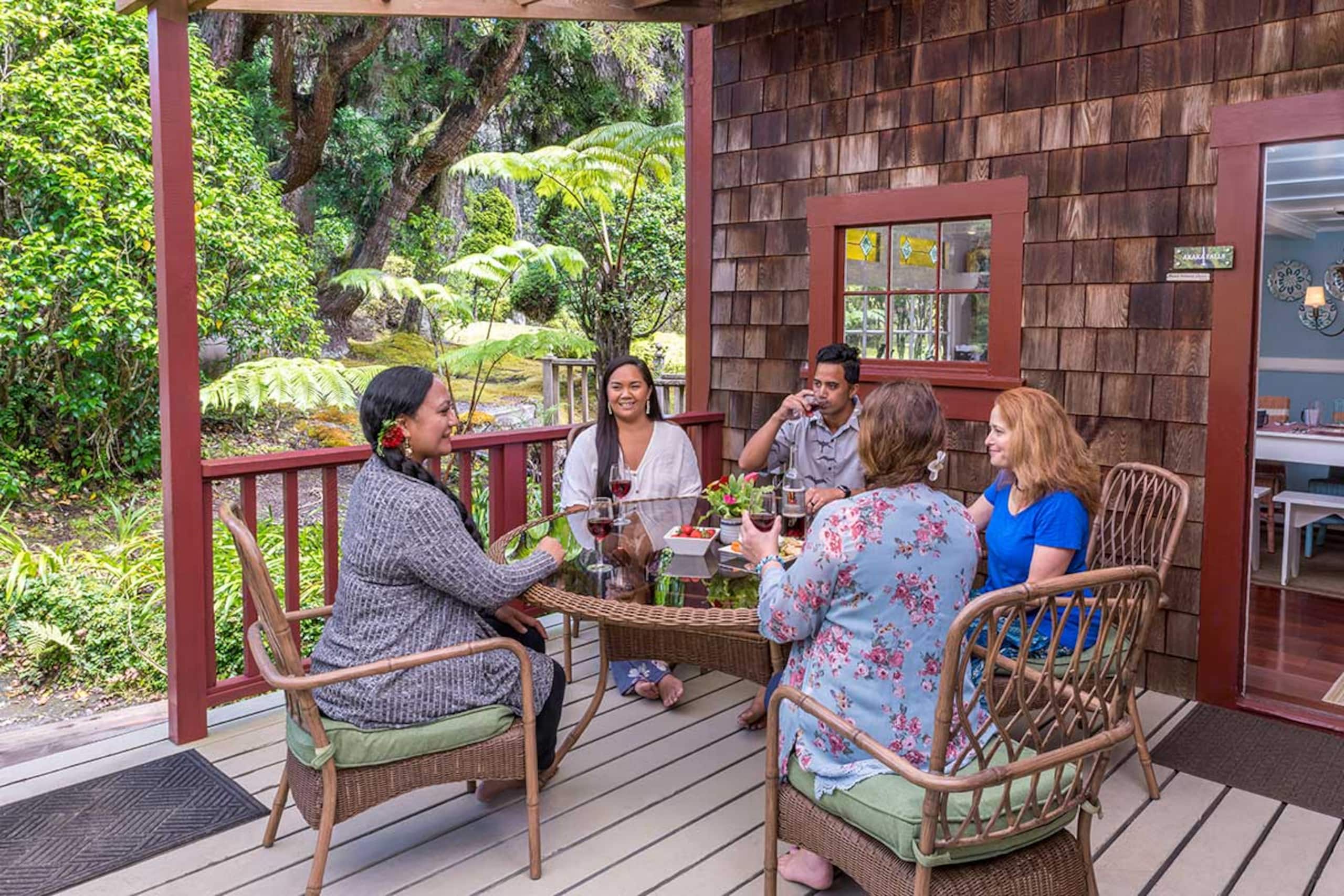 Volcano Family Cottage, 1 mile to Park - Image 9