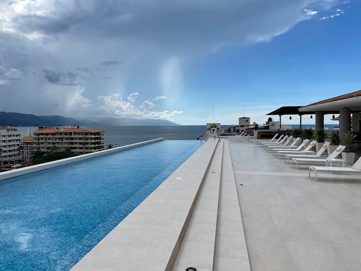 2br-2ba Heart Of Romantic Zone + Infinity Pool - Puerto Vallarta