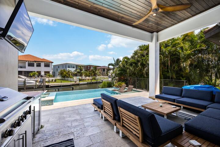Sunshine Stays managed Airbnb listing 2