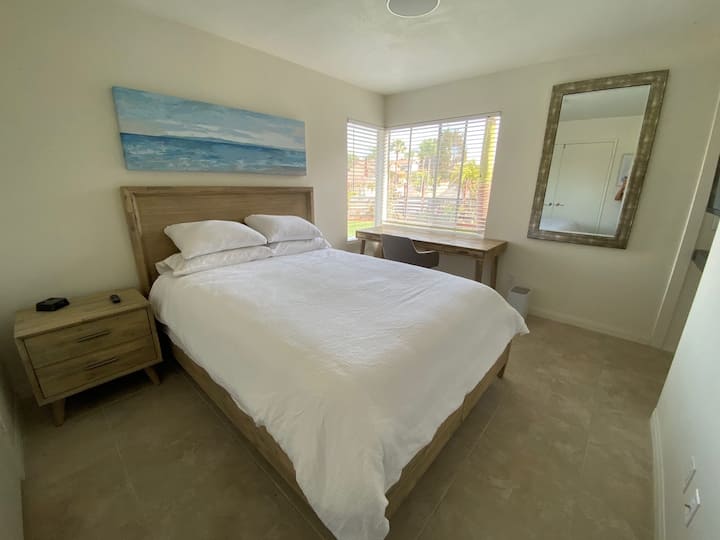 Queen Bed