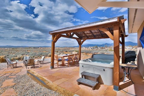 Miners Haven, 360° Views w/ Hot Tub!