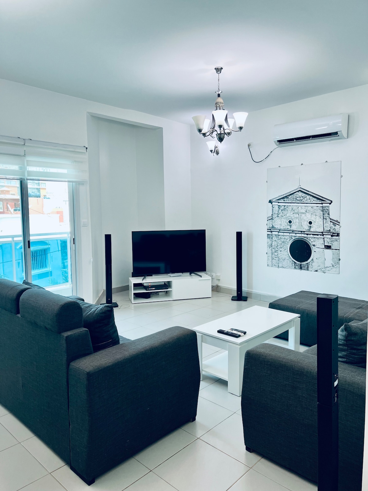 Entire home with 2 bedrooms in Dakar - La Perle