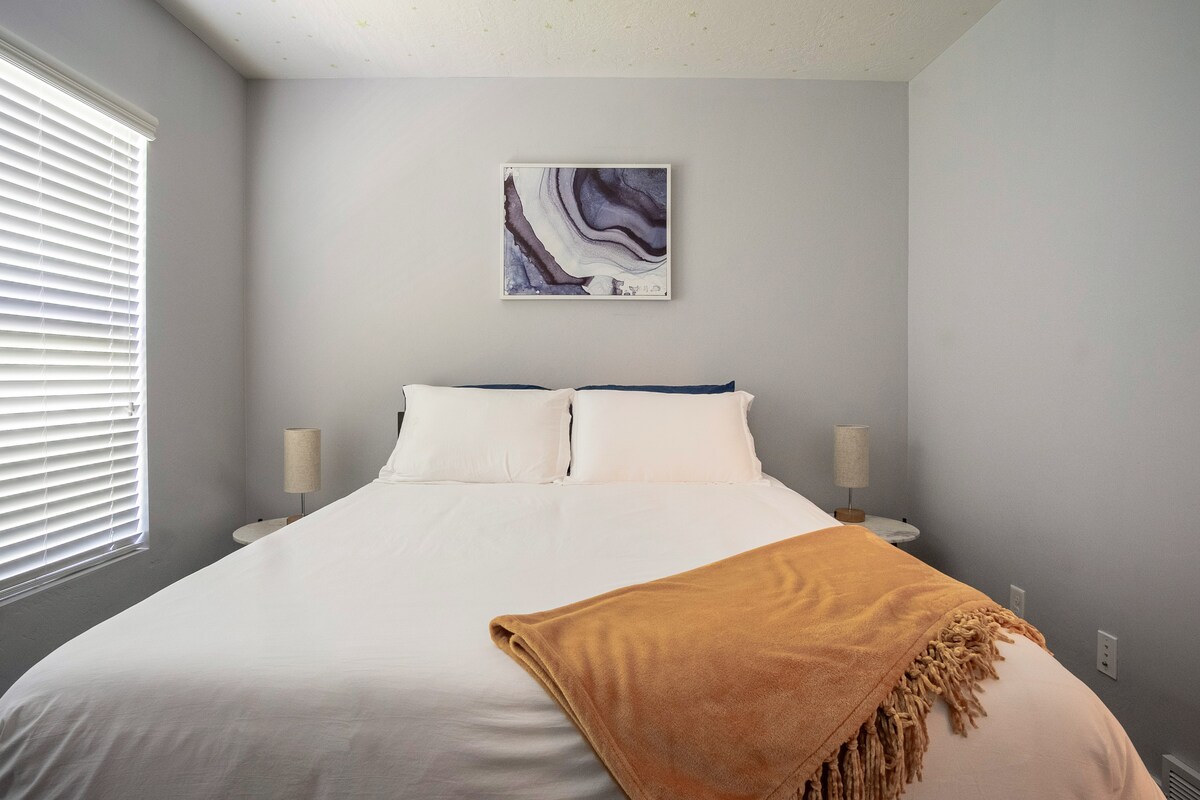 Საწოლი 152 × 203 სმ