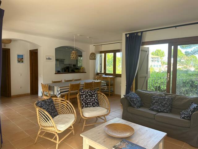 Villa at 1000 mts Platja Racó-Begur-10 people. gallery image 4