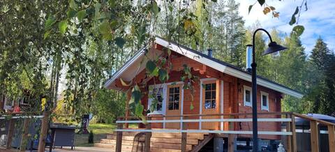 Valkaman rannan lomamökki