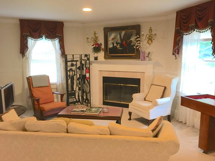 Cozy Private Duplex in the Berkshires