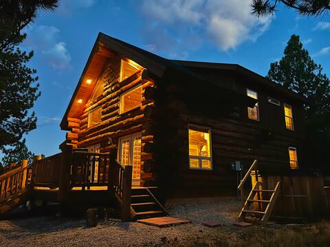 Rocky Mountain Log Cabin Getaway