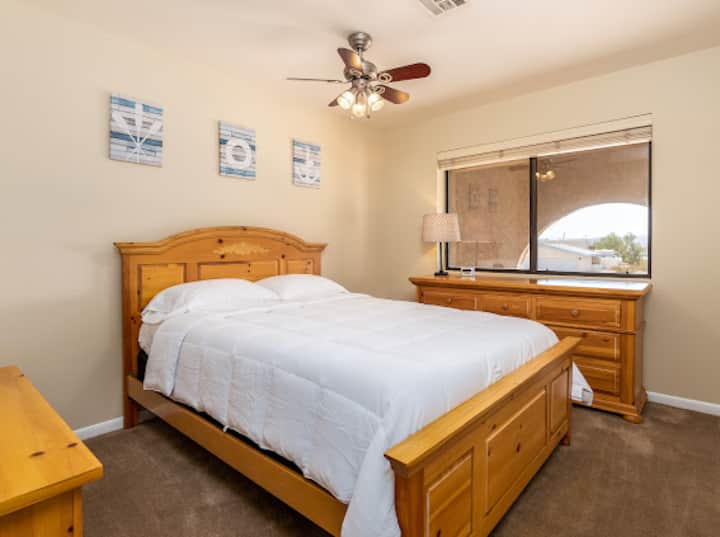 غرفة الضيوف الأولى