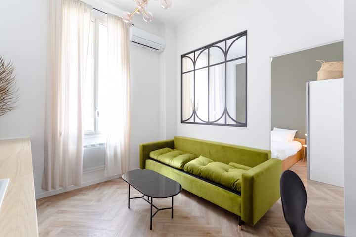 Suite Avec Balnéo à 4min à Pied Du Vieux-port/clim - Marseille