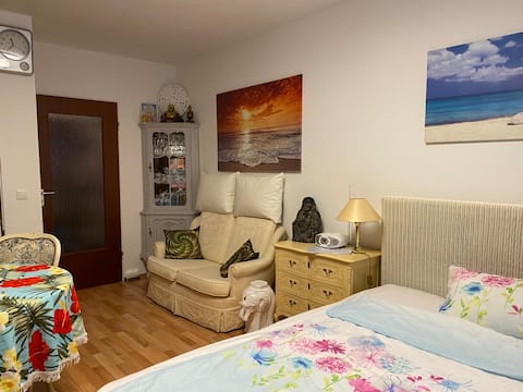 Leistungsstarkes Airbnb: In the middle of Düsseldorf in Unterbilk