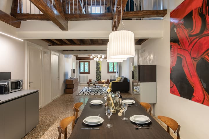 Palazzo Venere – Scrittore