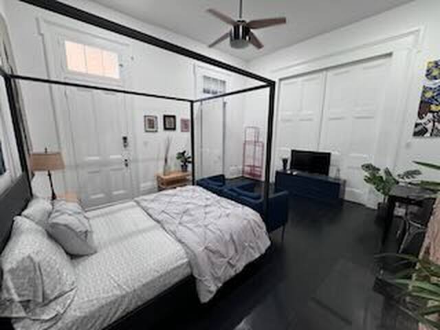 Lion House Apartment gallery image 3