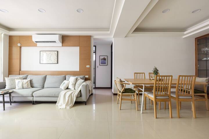 3 BR + office+ balcony | for a comfortable stay gallery image 3