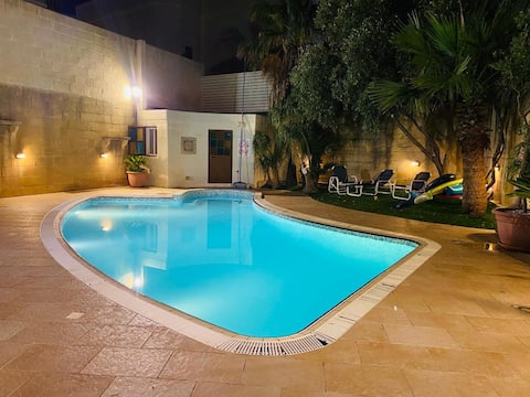 Villa Naxxar Malta - 4 Bed. with Private Pool