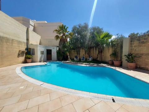 Villa Naxxar Malta - Fully AC with Private Pool