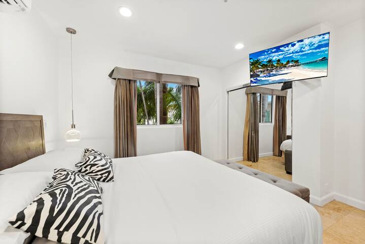 Sea Ray Jr. Penthouse – 301PH gallery image 4