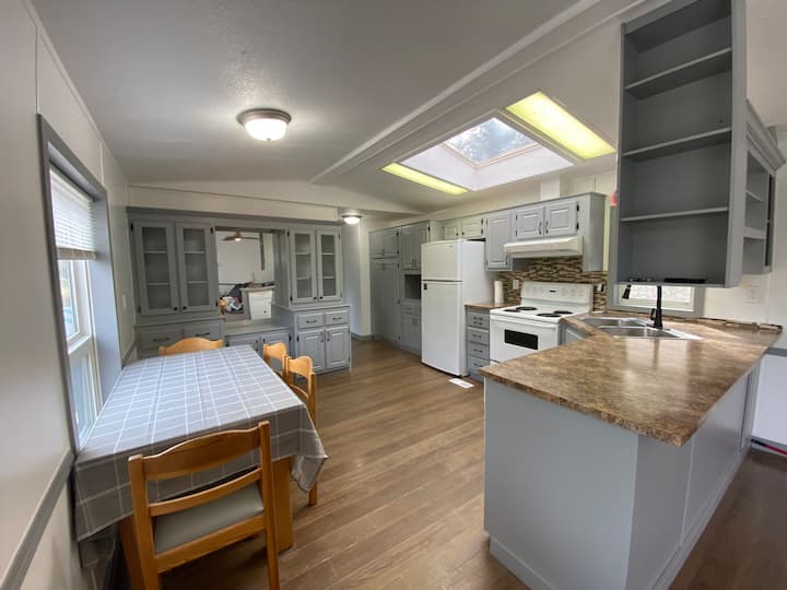 Vulcan Mountain Holiday Rentals & Homes Washington, United States