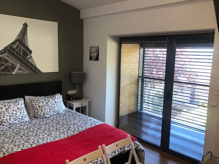 The master bedroom has a private bathroom and a terrace overlooking the courtyard. In addition, it has a full private bathroom, with a shower.