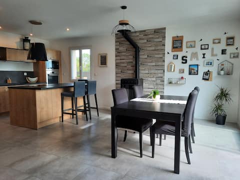 Entire house between Aix and Cassis