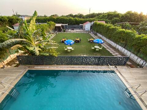 GoBravo 12: Vansh 4Bhk Farm w/t Pool Sec135 Noida