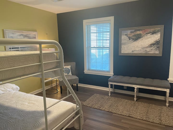 Downstairs "Bunk Room"

Single over double.  There is also a trundle bed under the double.