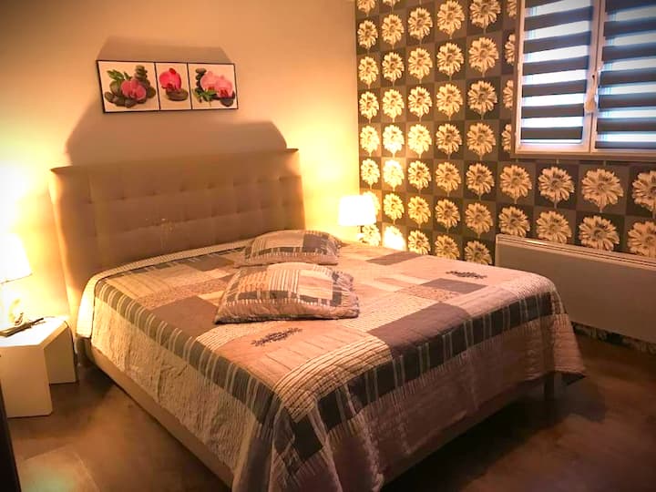 chumba cha kulala #1 kwenye  ghorofa ya  chini 
 kitanda 160 x 200