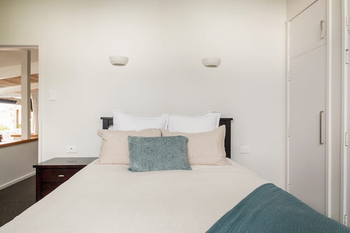 Segundo dormitorio - 1 x cama tamaño queen