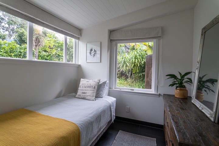 Tercer dormitorio - 1 x cama tamaño king individual