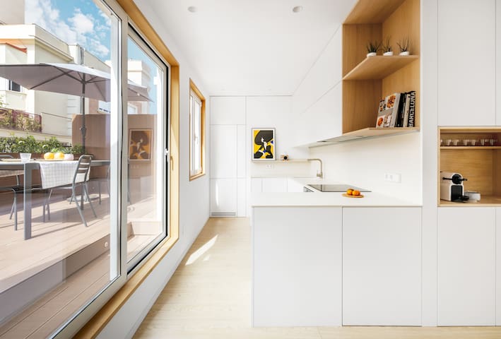 Penthouse with large terrace in Gracia