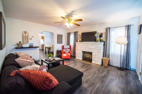 Garden Gem*3BR Home*Backyard Oasis*Near Downtown