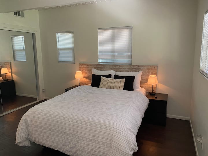 Spavaća soba br. 1 - glavna spavaća soba.