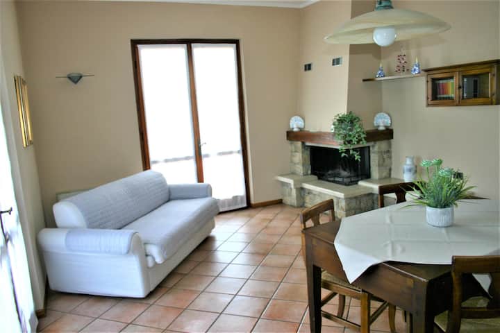 Grande Appartamento Per 6–8 Persone Con Giardino - Gardone Riviera