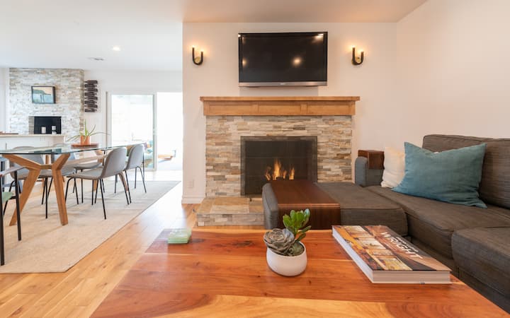 The TV Room is right off of the dining room set up with an Apple TV and logged into Netflix, Hulu, YouTube TV, and Apple TV+. Providing a perfect way to unwind after a relaxing day at the beach. 
