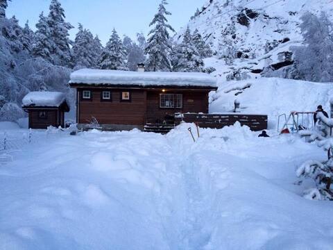Charming cottage in peaceful surroundings