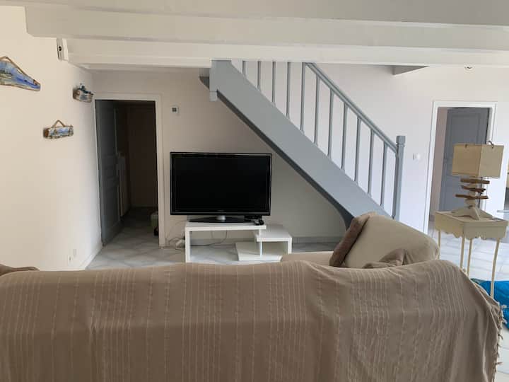 Charmante Maison De Village Pour 2 à 6 Personne - Saint-Clément-des-Baleines