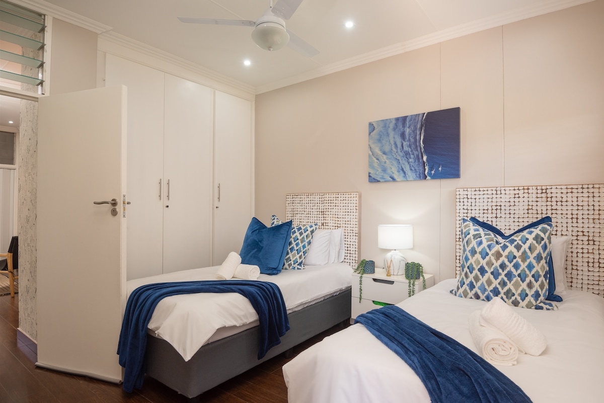 Втора спалня с 2 единични легла