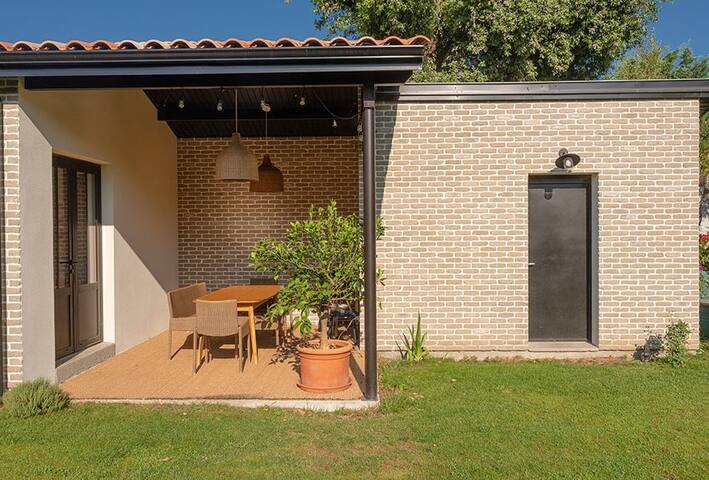 Grande villa avec piscine chauffée et jardin gallery image 3